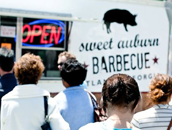 Food Trucks Form Their Own Market